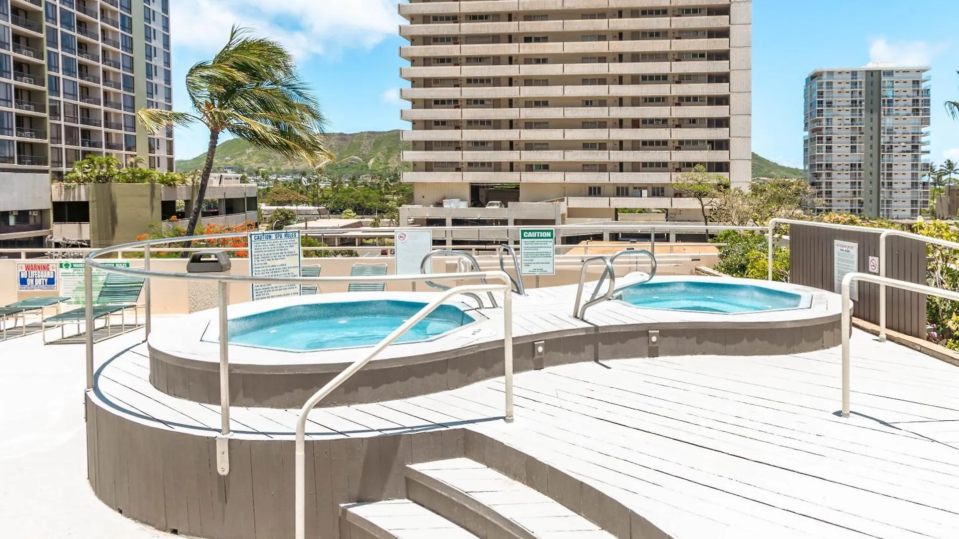 Lovely 1Br Ocean View Condo, Near Beach + Parking! Honolulu