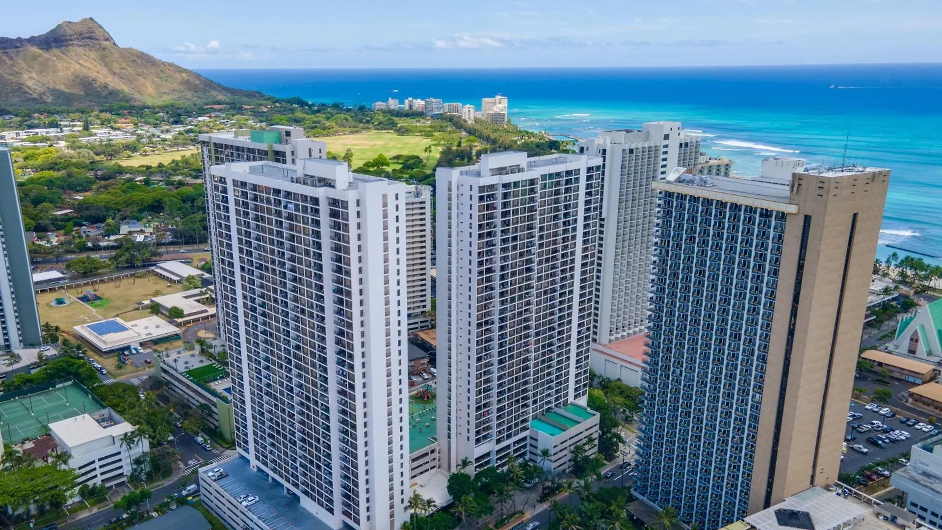 Lovely 1Br Ocean View Condo, Near Beach + Parking! Honolulu United States