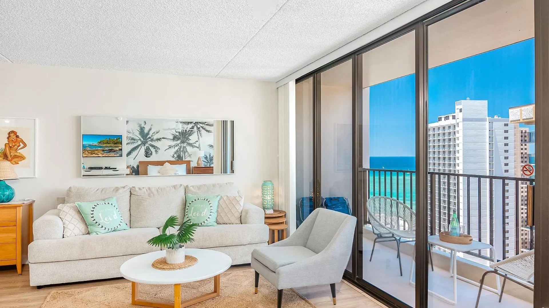 Lovely 1Br Ocean View Condo, Near Beach + Parking! Honolulu