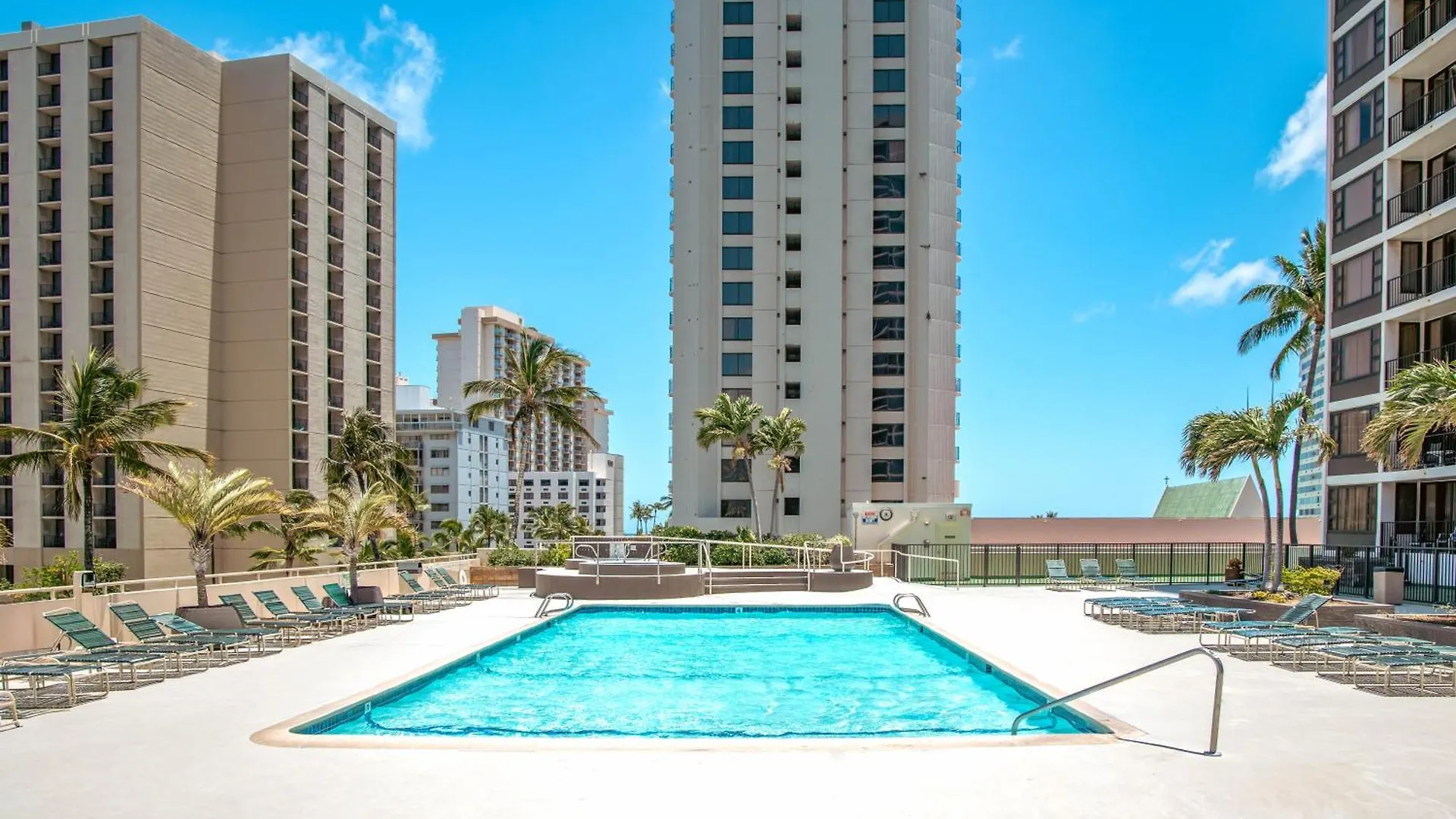 Lovely 1Br Ocean View Condo, Near Beach + Parking! Honolulu Appartement